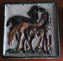 Antik -bécsi - több száz éves- figurális kályhacsempe - lovak / magvető