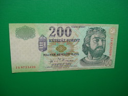 Ropogós 200 forint 2004 FA