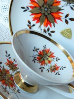 Virágos porcelán reggeliző szett, csésze kistányérok