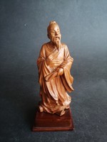 Konfuciusz keleti faragott fa szobor - EP