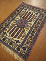200 120 cm antik Kazak kézi csomózású szőnyeg eladó