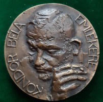 Rátonyi József: Kondor Béla bronz kisplasztika 1976