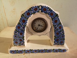 Art Nouveau clock / porcelain.