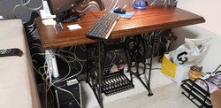 Loft desk with sewing machine right, oak top ... 130X45 cm