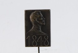 0L467 Régi ezüst Petőfi kitűző kabátdísz 1848