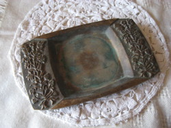 Szép  , patinás bronz ,  ötvös munka  a 70 es évekből  , jelzett  HK 72 ,  15,6 x 9,6, cm