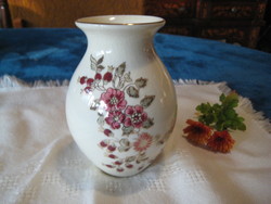 Zsolnay, hand-painted vase, signed 10 x 13 cm