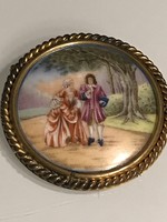 Antique porcelain Limoges brooch, 5.5 cm in diameter