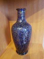 Trendi kék üvegváza arany pöttyökkel 26 cm magas