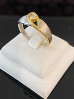Eladó női gyűrű 3,5 gr. 18 k. fehér-sárga arany Brill kő!