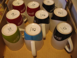 McCafe vegyes színes bögrék 2012