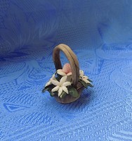 Mini virágkosár Capodimonte porcelán