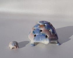 Pair of old aquincum porcelain autumn tailor anthony aquazur turtle frog