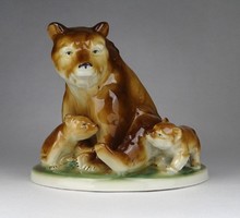 1H119 lippelsdorf gdr porcelain bear family on pedestal