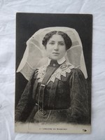 Antik francia képeslap/fotólap, hölgy csipke gallérban, népviselet, folklór 1910 körüli
