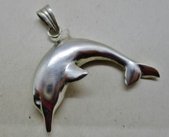 Szép nagyméretű  ezüst delfin medál