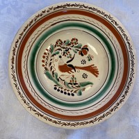 Ceramic decorative plate in beautiful condition