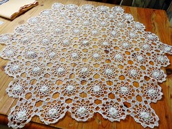 Lace tablecloth, needlework diameter 75 cm.