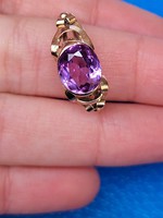 Szecessziós arany gyűrű lila zafírral