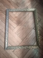Fabulous 19th century wooden picture frame in beautiful condition