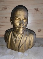 Lenin  mellszobor