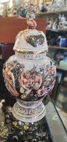 Capo di Monte porcelán váza, hibátlan alkotás