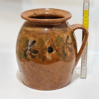 Népi, virágmintás, barna mázas kerámia szilke (2102)