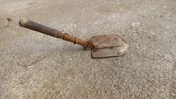 Military infantry spade