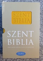 Szent Biblia, műbőr kötésben,arany lapszélekkel. 20x13 cm. dobozban.