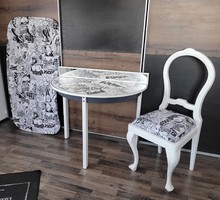 Egyedi fekete-fehér POP ART stílusú kézzel festett előszoba bútor, falifogas, konzol asztal székkel