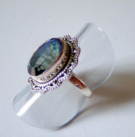 Misztikus topáz gyűrűk kék és szivárvány színű
