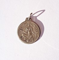 Pénzverdében készült ezüst medál
