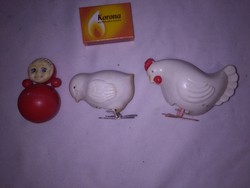 Régi műanyag játék, anno csipegető kakas, csirke és keljfeljancsi - együtt - fellelt állapot