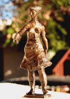 Kerényi Jenő (1908-1975) - Táncoló leány, 1955 - bronz szobor, világos kő talapzaton