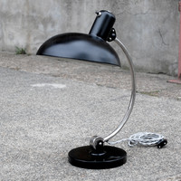 Bauhaus  -  Art deco asztali lámpa felújítva  -  Christian Dell  -  Koranda (fekete  -  nikkel)