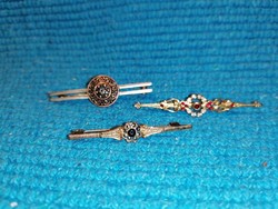 3 Tie pins, brooches (235)