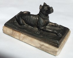 Dog statue - spy statue on marble pedestal - antique leaf weight