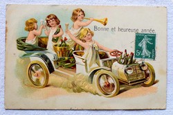 Antik dombornyomott Újévi üdvözlő képeslap automobil gyerekek pezsgő
