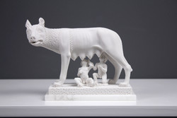 Capitoliumi Farkas - Romulus és Remus mítosza - Fehér Márvány Szobor / 20 cm