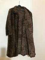 Beautiful maxi mink leg fur. Little used, made in Austria, with new lining.42-44 size 116 cm