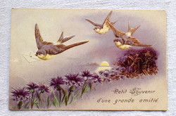 Antik dombornyomott  üdvözlő képeslap tájkép fecskékkel