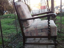 Vintage-koloniál stíl.fotel-kényelmes, pár éve felújított  71x76x92 cm