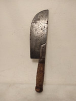 Antik muzeális patinás dekoratív konyhai eszköz kovácsoltvas húsbárd hentes bárd nyéllel 539 5262