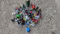 Egyedi képek is transformers figurák figura  transformers gépek egyben sok darab együtt baráti áron