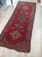 260 x 107 cm Kazak kézi csomózású antik szőnyeg eladó