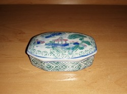 Chinese porcelain jewelry holder (16 / k)