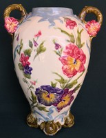 DT/045 - Csodaszép 2 füles majolika váza virágos dekorral