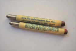 2 db különböző, töltényforma ceruza, evangéliumi idézettel, "Bullet Pencil"
