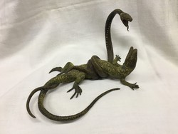 Antique, marked, large Viennese bronze (Viennese bronze), lizard fighting snake 18 * 12 cm