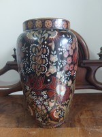 Zsolnay pajzspecsétes váza,,pompázó színekben